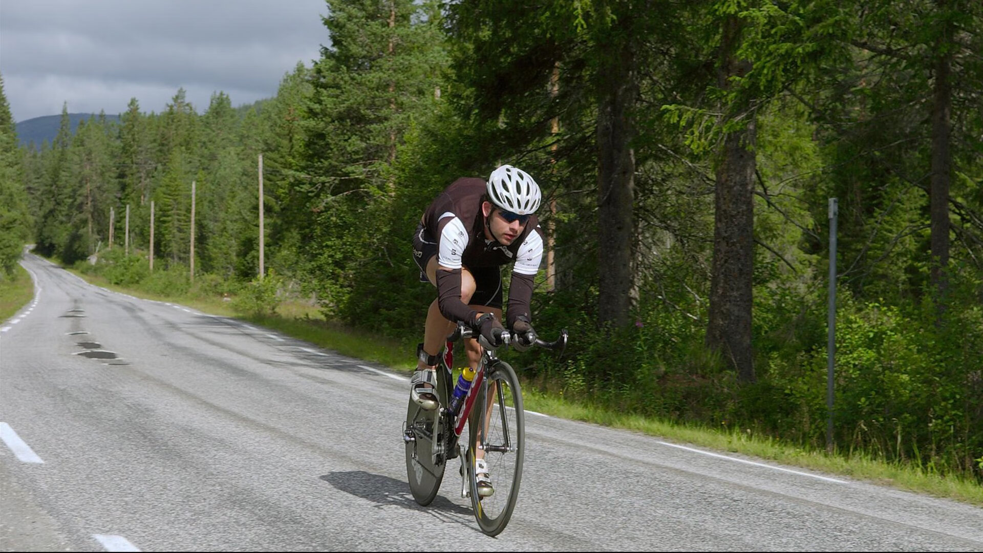 中国皮划艇队亚运会再创佳绩 年轻小将勇夺双金