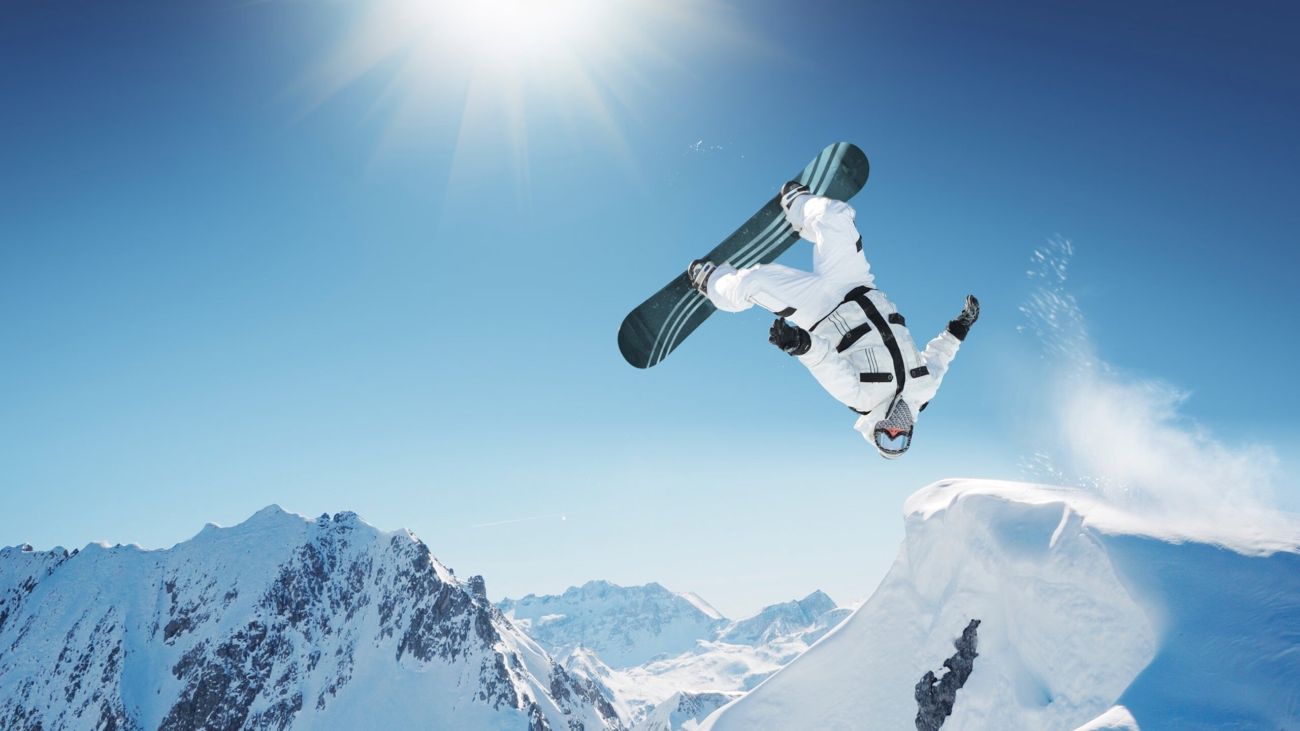 电竞世界杯落幕，中国战队斩获双冠创历史